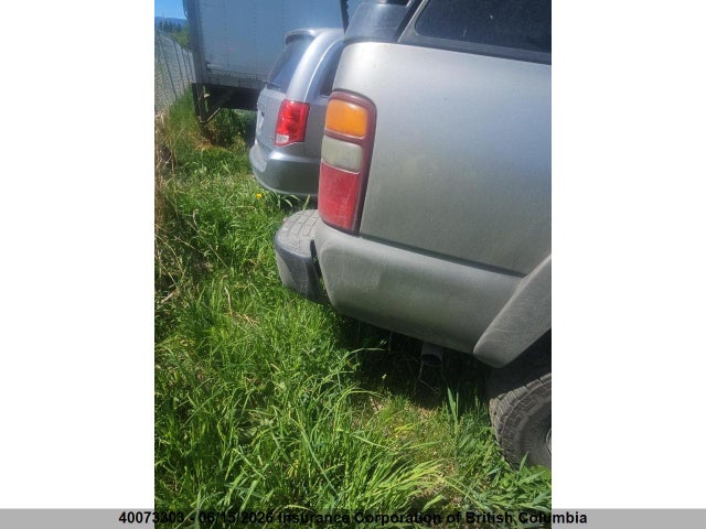 40073303 :رقم المزاد ، 1GNFK16Z72J118972 vin ، 2002 Chevrolet Suburban 1500 Bph Pkg./ls/lt مزاد بيع