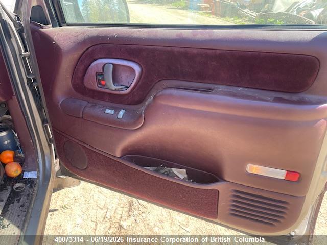 1998 Gmc Sierra მანქანა იყიდება აუქციონზე, vin: 1GTGK29F6WE536779, აუქციონის ნომერი: 40073314