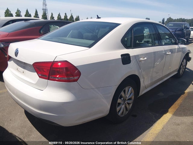 40069110 :رقم المزاد ، 1VWAH7A36DC004523 vin ، 2013 Volkswagen Passat S مزاد بيع