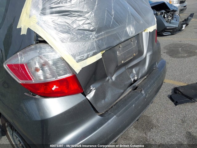 Продаж на аукціоні авто 2011 Honda Fit, vin: JHMGE8H77BC801170, номер лоту: 40073397