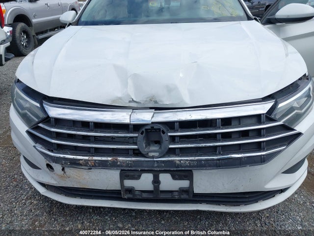 3VWE57BU2MM061446 Volkswagen JETTA SEL