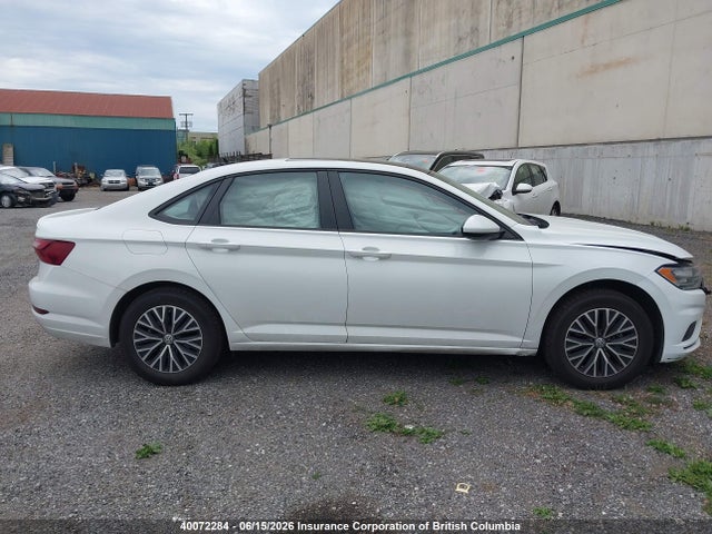 3VWE57BU2MM061446 Volkswagen JETTA SEL