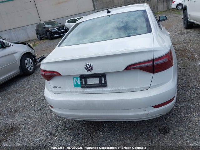 3VWE57BU2MM061446 Volkswagen JETTA SEL