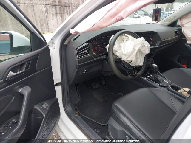 3VWE57BU2MM061446 Volkswagen JETTA SEL