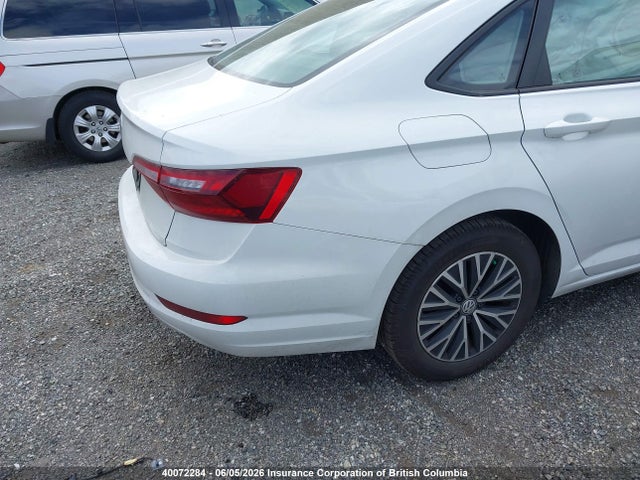 3VWE57BU2MM061446 Volkswagen JETTA SEL