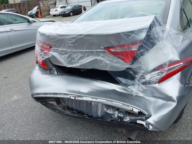 40071480 :رقم المزاد ، 4T1BF1FK2GU138269 vin ، 2016 Toyota Camry Le/xle/se/xse مزاد بيع