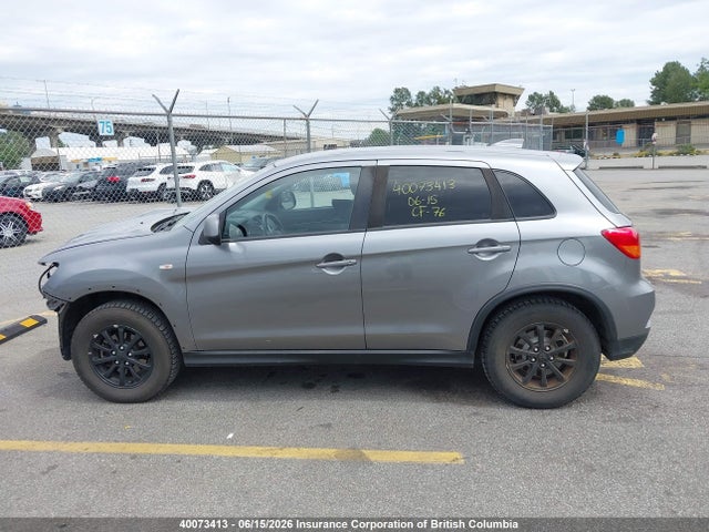 40073413 :رقم المزاد ، JA4AJ3AU9JZ602035 vin ، 2018 Mitsubishi Rvr مزاد بيع