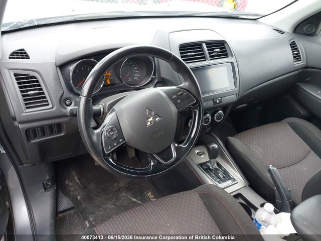 40073413 :رقم المزاد ، JA4AJ3AU9JZ602035 vin ، 2018 Mitsubishi Rvr مزاد بيع