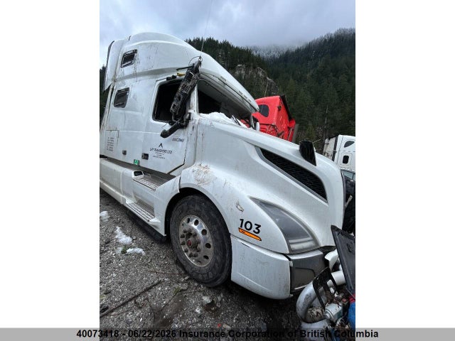 Volvo Vn L 2020 4V4NC9EH8LN230221 Image 2