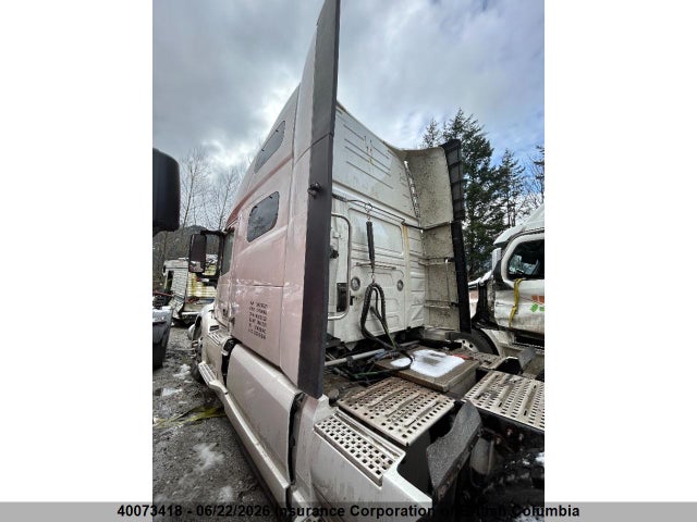 Volvo Vn L 2020 4V4NC9EH8LN230221 Image 8