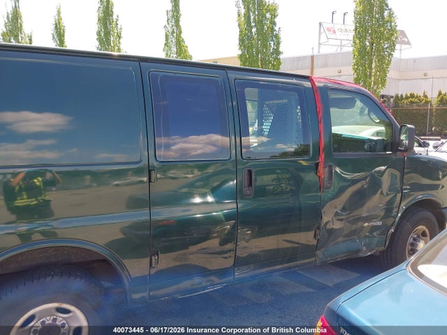 40073445 :رقم المزاد ، 1GCGG25VX41150398 vin ، 2004 Chevrolet Express مزاد بيع