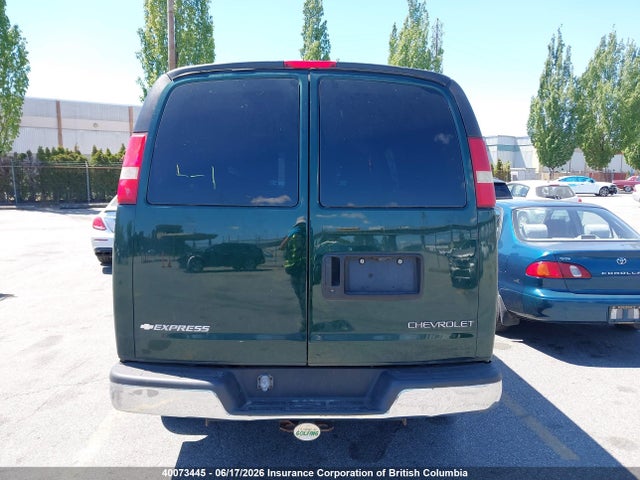40073445 :رقم المزاد ، 1GCGG25VX41150398 vin ، 2004 Chevrolet Express مزاد بيع