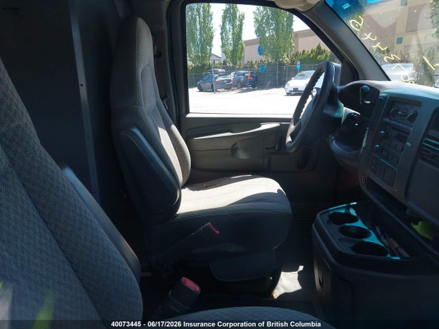 40073445 :رقم المزاد ، 1GCGG25VX41150398 vin ، 2004 Chevrolet Express مزاد بيع