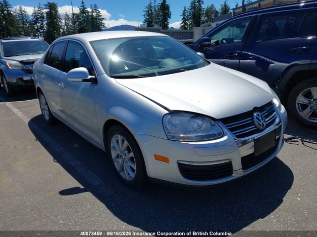 40073459 :رقم المزاد ، 3VWJL7AJ8AM090831 vin ، 2010 Volkswagen Jetta مزاد بيع