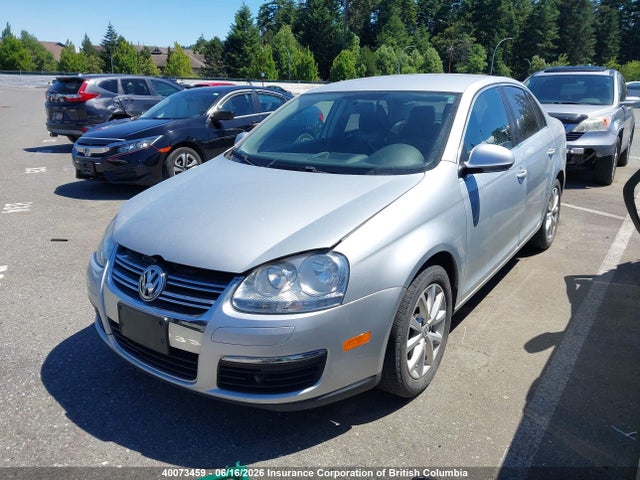 40073459 :رقم المزاد ، 3VWJL7AJ8AM090831 vin ، 2010 Volkswagen Jetta مزاد بيع