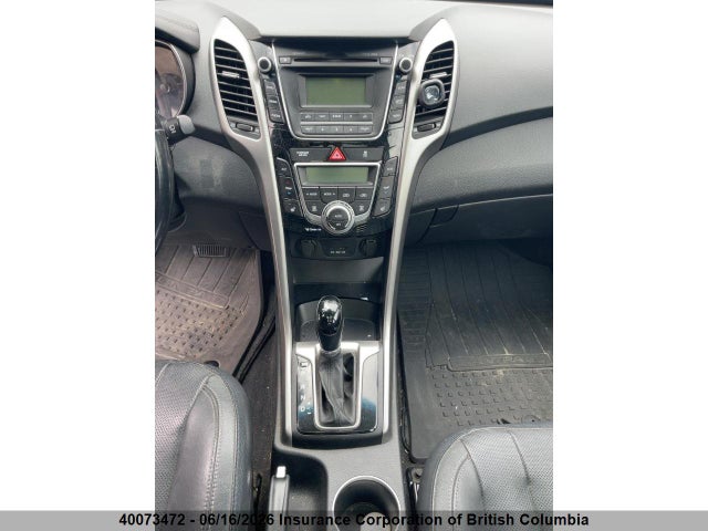 2013 Hyundai Elantra Gt მანქანა იყიდება აუქციონზე, vin: KMHD35LE2DU038515, აუქციონის ნომერი: 40073472