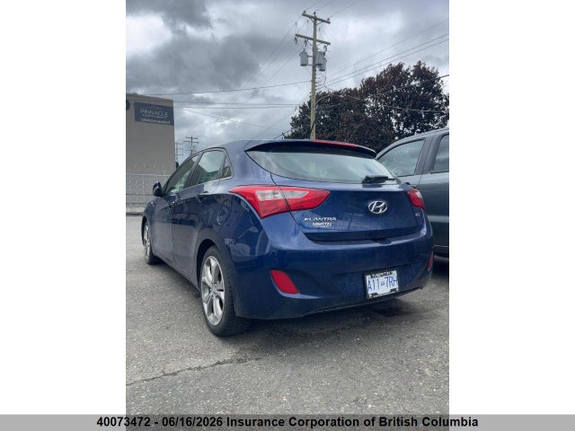 2013 Hyundai Elantra Gt მანქანა იყიდება აუქციონზე, vin: KMHD35LE2DU038515, აუქციონის ნომერი: 40073472