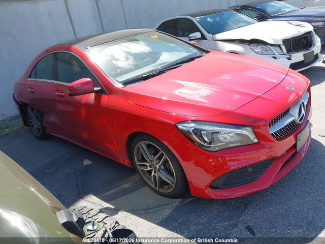 40073475 :رقم المزاد ، WDDSJ4GB6JN621239 vin ، 2018 Mercedes-benz Cla 250 4matic مزاد بيع