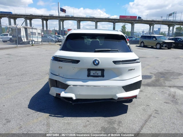 BMW Ix 2023 WB513CF06PCK62999 Image 16