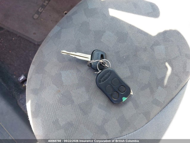 2001 Toyota Echo მანქანა იყიდება აუქციონზე, vin: JTDBT123X10128213, აუქციონის ნომერი: 40068788