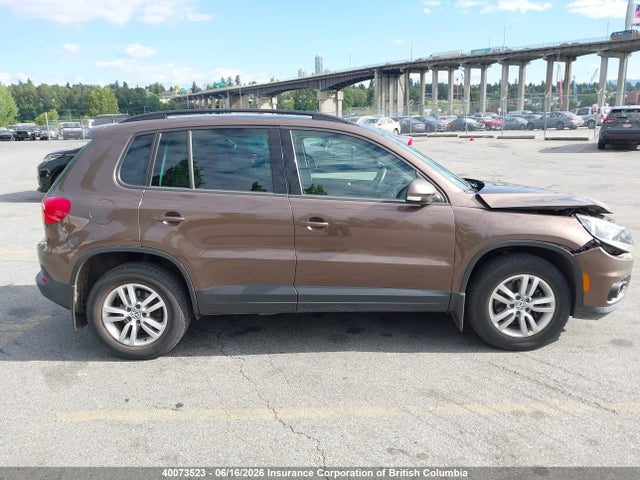 40073523 :رقم المزاد ، WVGJV7AX9FW055249 vin ، 2015 Volkswagen Tiguan S/se/sel/r-line مزاد بيع