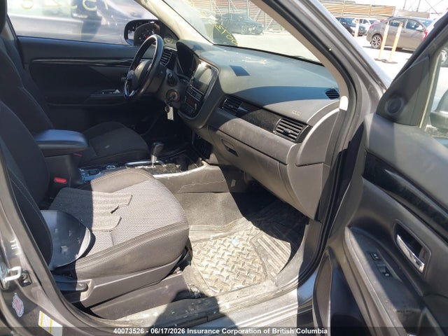 Продаж на аукціоні авто 2019 Mitsubishi Outlander Es, vin: JA4AZ2A32KZ609145, номер лоту: 40073526