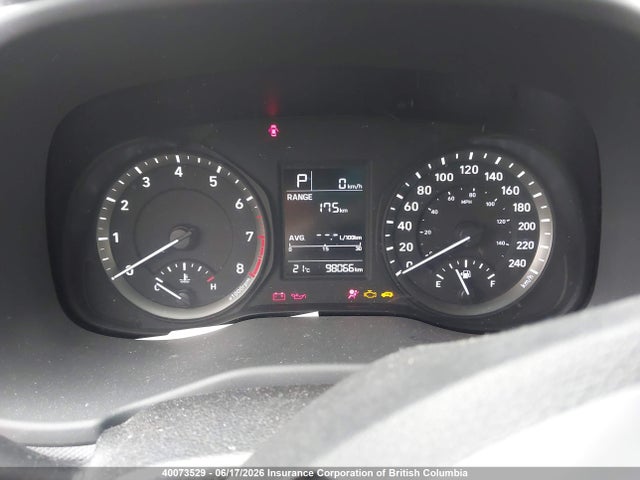 2018 Hyundai Kona მანქანა იყიდება აუქციონზე, vin: KM8K12AA4JU184695, აუქციონის ნომერი: 40073529