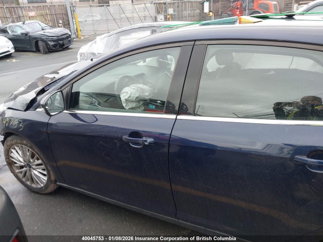 Ford Focus Titanium 2016 1FADP3N24GL380984 Image 15