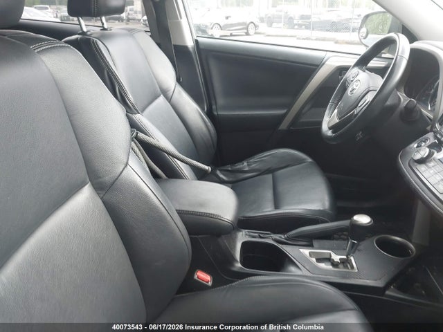 2T3DFREV5FW338586 Toyota RAV4