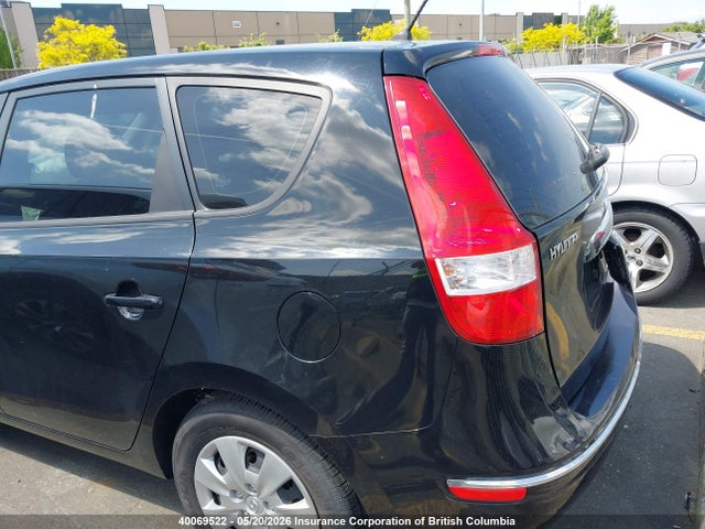 40069522 :رقم المزاد ، KMHDB8AEXAU084516 vin ، 2010 Hyundai Elantra Touring Gls مزاد بيع