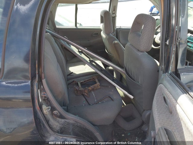 2002 Chevrolet Tracker მანქანა იყიდება აუქციონზე, vin: 2CNBJ13C826947665, აუქციონის ნომერი: 40073561