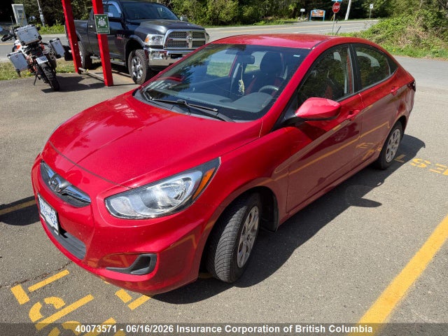 2013 Hyundai Accent Gls/gs მანქანა იყიდება აუქციონზე, vin: KMHCT4AE1DU474118, აუქციონის ნომერი: 40073571
