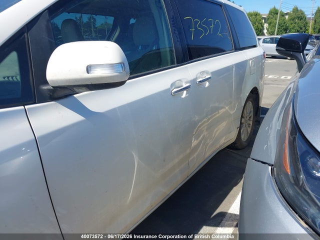 5TDDK3DC0ES083340 Toyota Sienna Xle/limited
