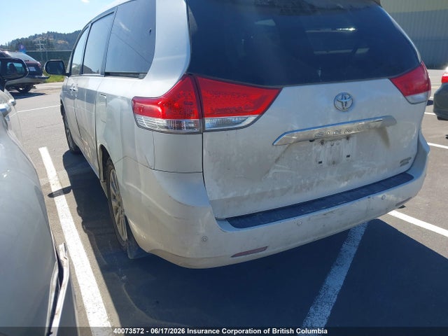 5TDDK3DC0ES083340 Toyota Sienna Xle/limited