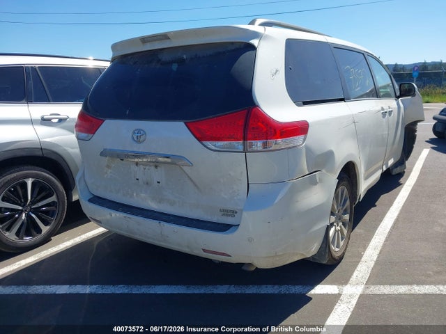 5TDDK3DC0ES083340 Toyota Sienna Xle/limited