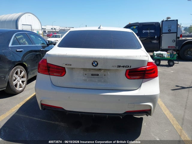 BMW 340 2017 WBA8B7C32HA189958 Image 17