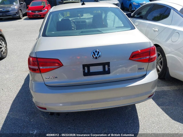 2015 Volkswagen Jetta Tdi მანქანა იყიდება აუქციონზე, vin: 3VWLA7AJ6FM301580, აუქციონის ნომერი: 40069312