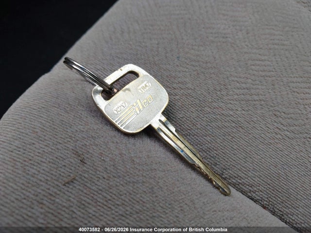 2001 Toyota Camry მანქანა იყიდება აუქციონზე, vin: JT2BG22K210588413, აუქციონის ნომერი: 40073582