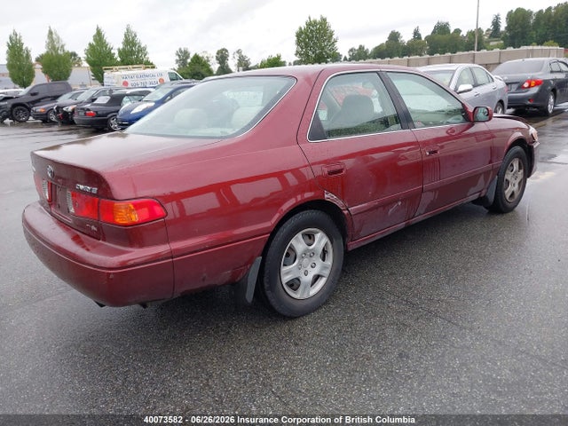 2001 Toyota Camry მანქანა იყიდება აუქციონზე, vin: JT2BG22K210588413, აუქციონის ნომერი: 40073582