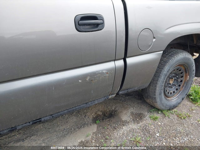 40073604 :رقم المزاد ، 2GTEK13T061279071 vin ، 2006 Gmc New Sierra K1500 مزاد بيع