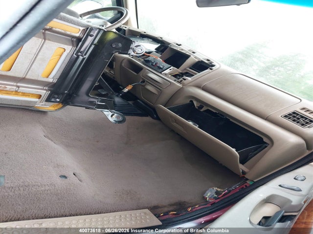 40073618 :رقم المزاد ، 1FTSW31FXYEB47260 vin ، 2000 Ford F350 مزاد بيع