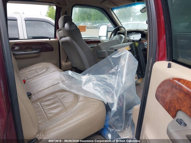 40073618 :رقم المزاد ، 1FTSW31FXYEB47260 vin ، 2000 Ford F350 مزاد بيع