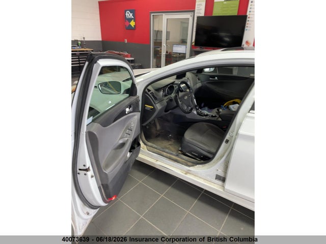 2011 Hyundai Sonata Gls მანქანა იყიდება აუქციონზე, vin: 5NPEB4AC6BH261283, აუქციონის ნომერი: 40073639