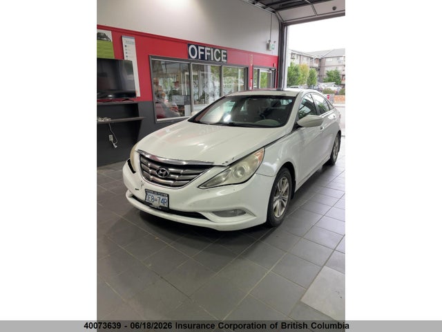 2011 Hyundai Sonata Gls მანქანა იყიდება აუქციონზე, vin: 5NPEB4AC6BH261283, აუქციონის ნომერი: 40073639