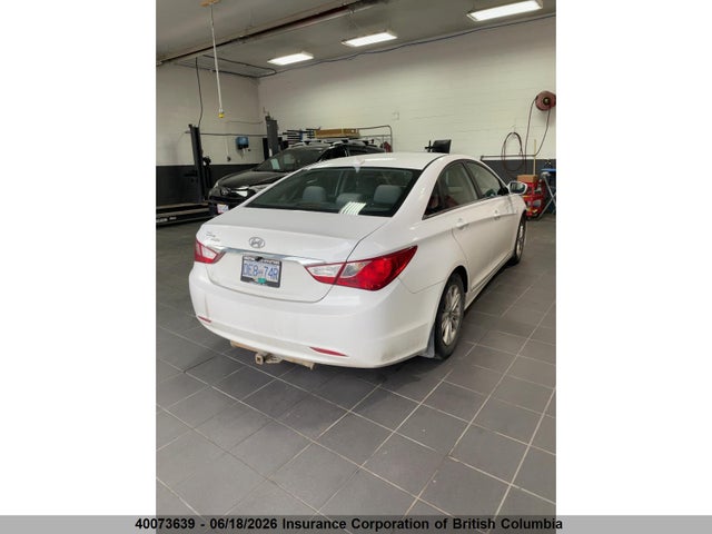 2011 Hyundai Sonata Gls მანქანა იყიდება აუქციონზე, vin: 5NPEB4AC6BH261283, აუქციონის ნომერი: 40073639