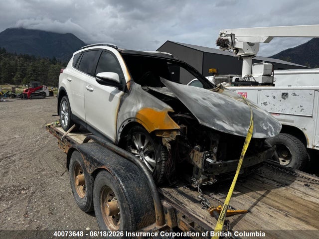 2T3DFREV7EW137237 Toyota RAV4