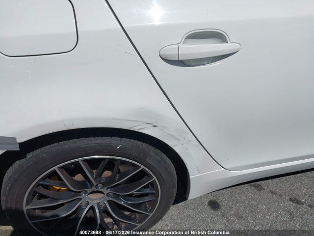 Продажа на аукционе авто 2010 Bmw 528i, vin: WBANV1C5XAC443452, номер лота: 40073698