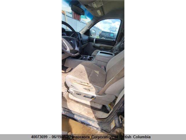 Продажа на аукционе авто 2008 Chevrolet Silverado K1500, vin: 2GCEK13M581127749, номер лота: 40073699