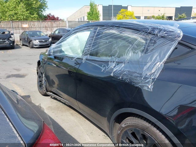 Tesla Model Y 2023 7SAYGAEE1PF591656 Image 15