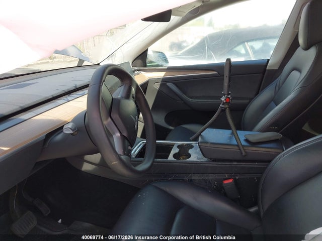 Tesla Model Y 2023 7SAYGAEE1PF591656 Image 22
